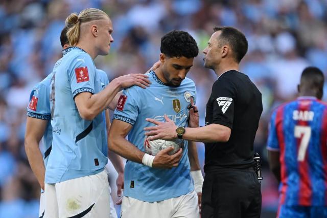 九游娱乐官方-亨德森如何看穿马尔穆什，哈兰德因何甘做凡人